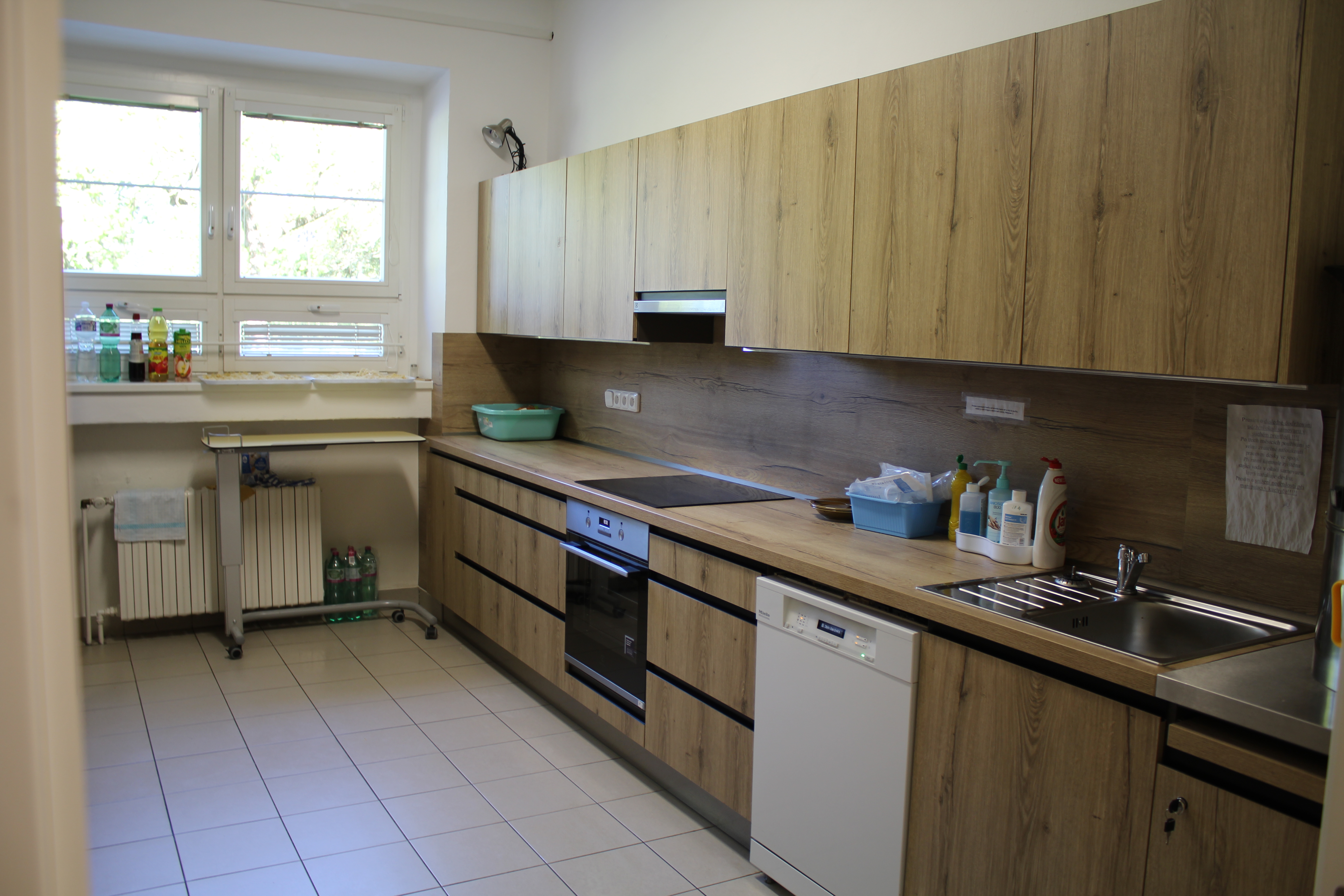 Výměna kuchyní na oddělení 3B, 9A, 9C, 9D a Centrální terapii pavilonu 9